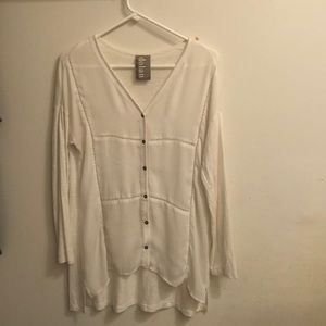 Long sleeve ivory shirt
